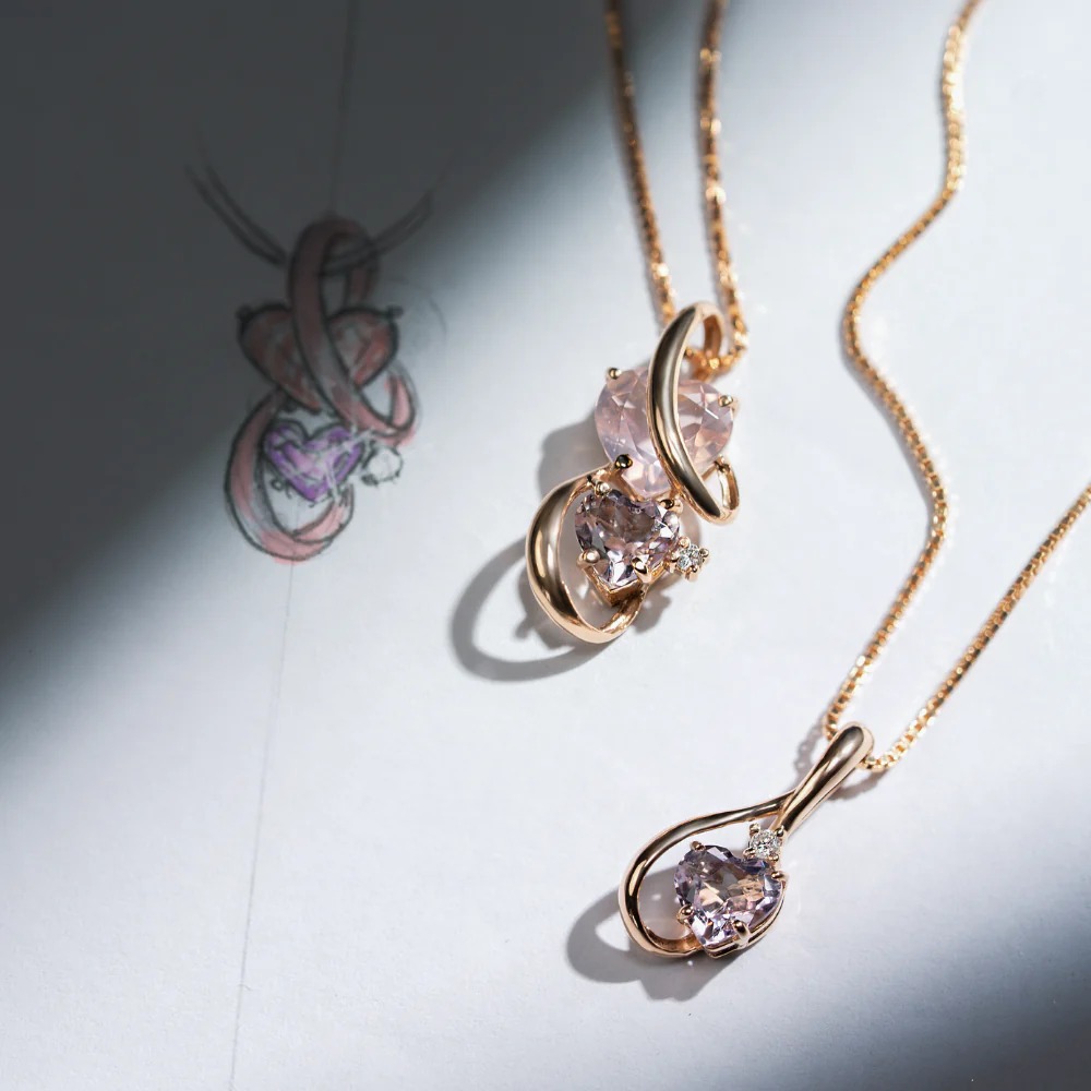 Como o design orgânico influencia o visual das joias modernas?